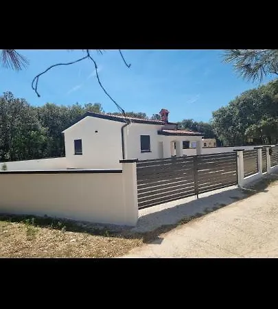 Vila Marin